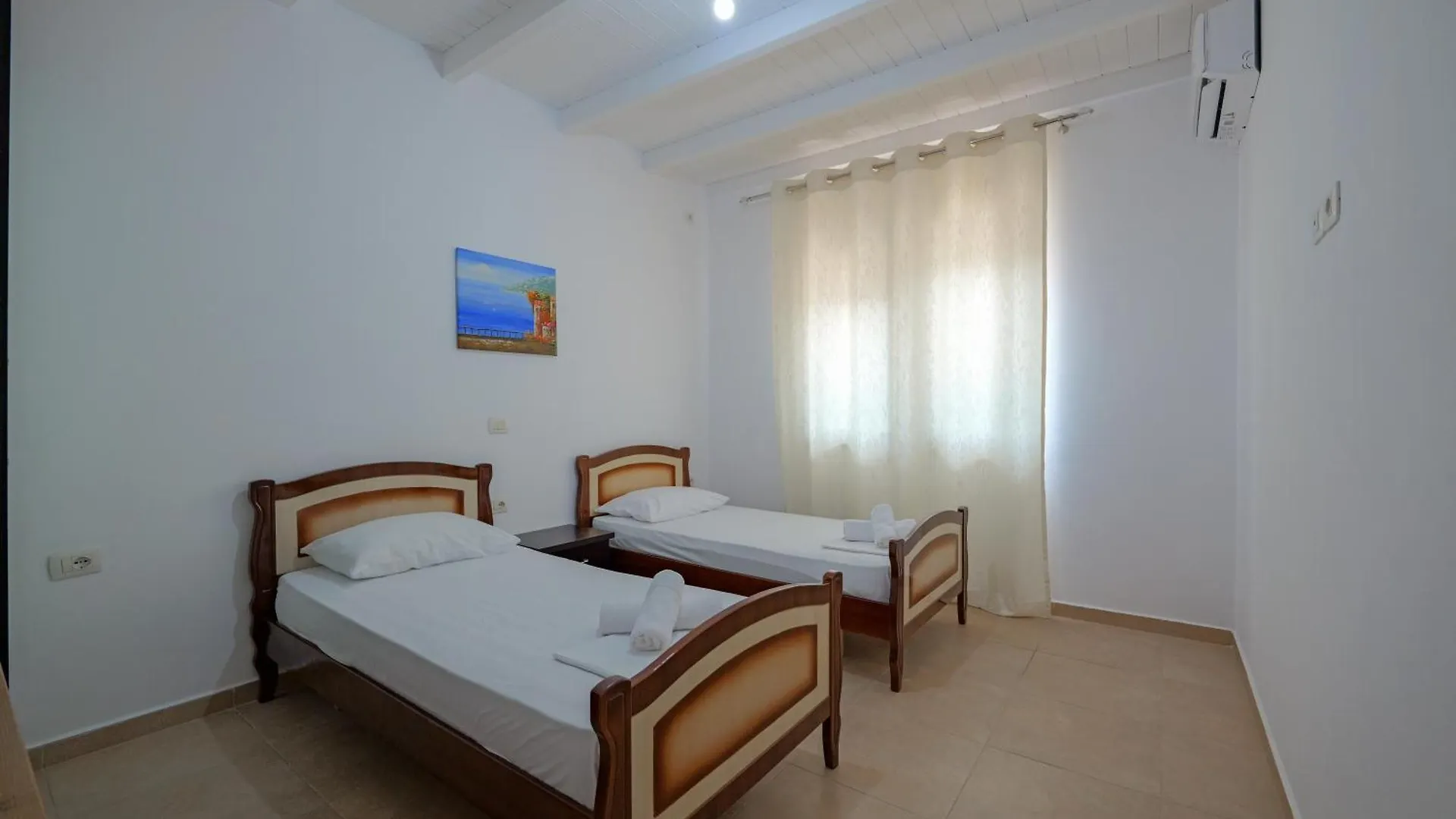 Apartments Villa Luxor Саранда Албания