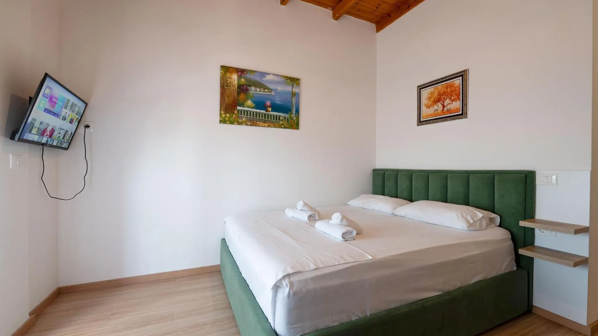 Apartments Villa Luxor Саранда 0*,