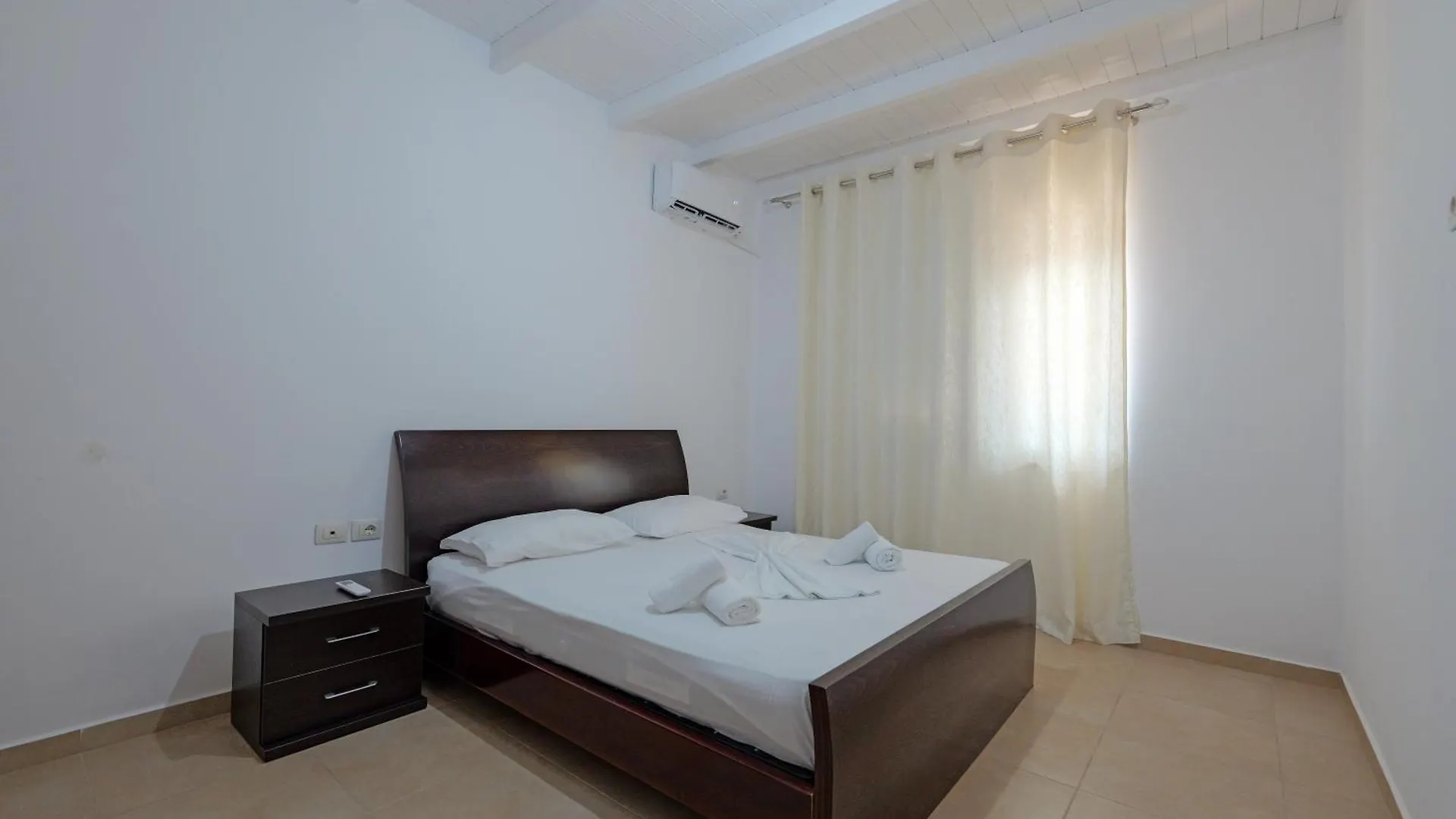 Apartments Villa Luxor Саранда