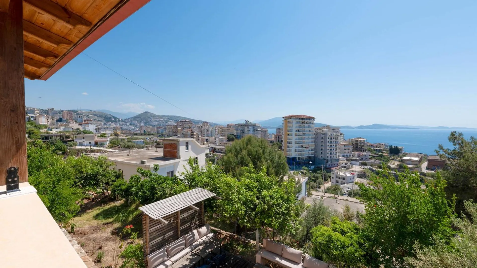Apartments Villa Luxor Саранда