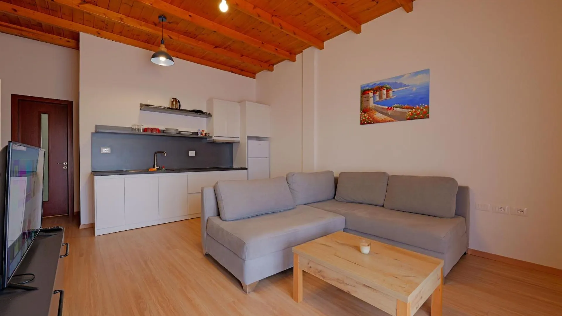 Apartments Villa Luxor Саранда