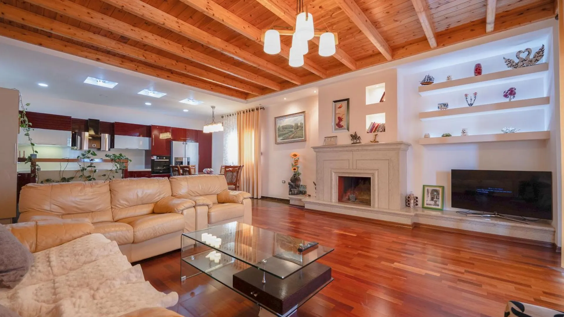 Apartments Villa Luxor Саранда