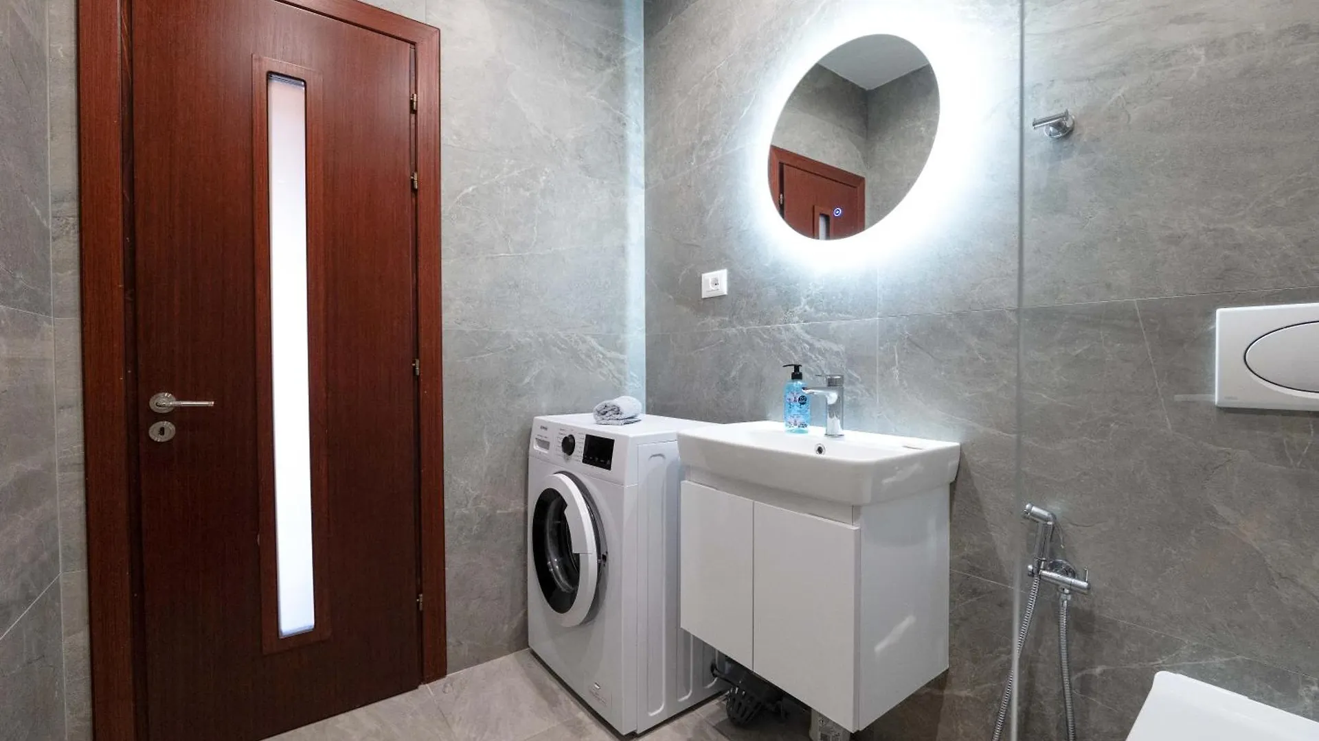Apartments Villa Luxor ساراندا ألبانيا