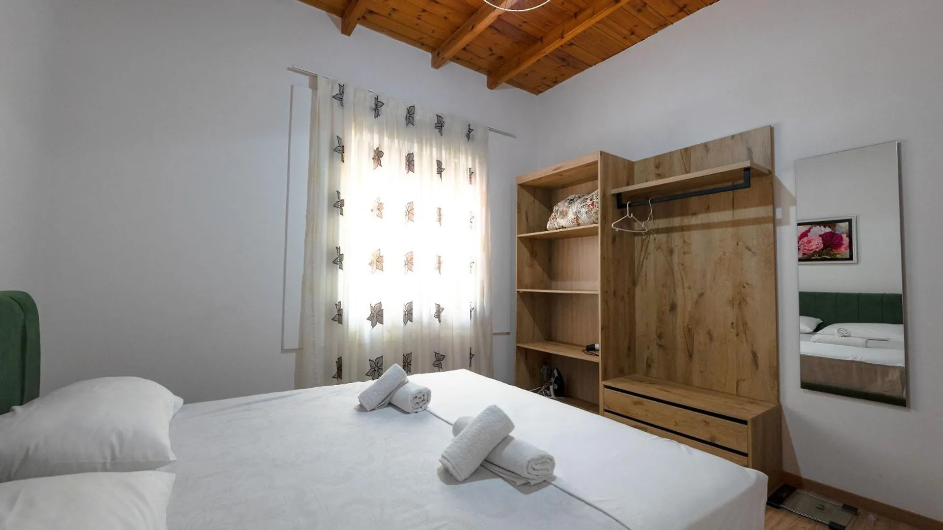 Apartments Villa Luxor ساراندا ألبانيا